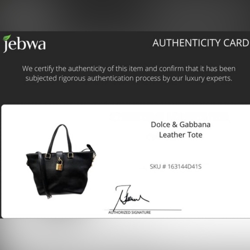 Authentic Dolce & Gabbana Black Shoulder Bag with Gold Lock - Picture 14 of 14